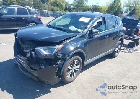 2018 Toyota Rav4 Xle z USA, uszkodzony, nr VIN 2T3WFREV4JW481174